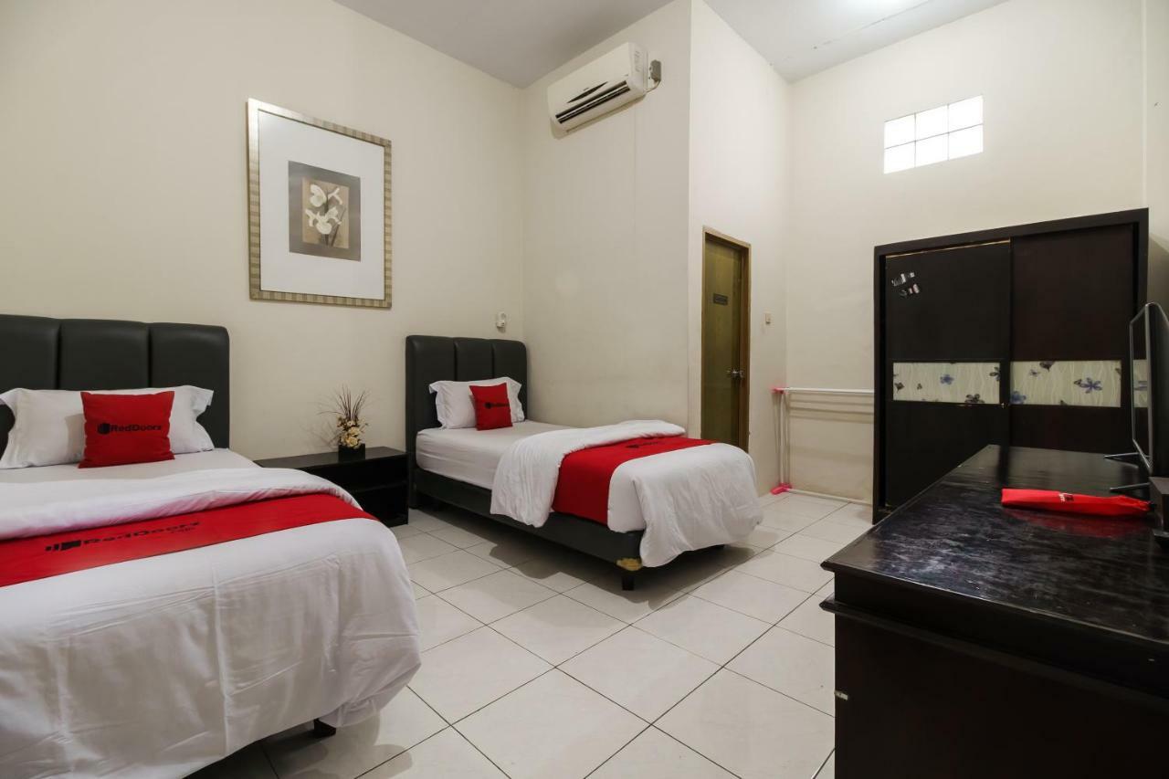 Reddoorz Syariah Near Fort Marlborough Bengkulu Exteriör bild